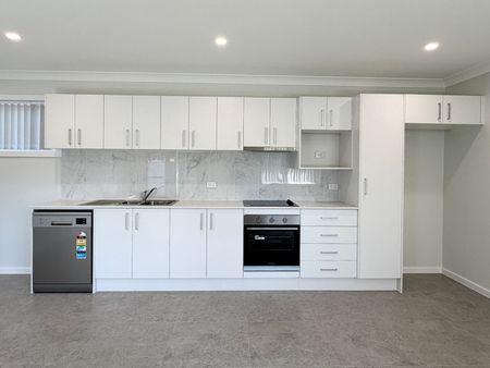 Home For Rent - Photo 4