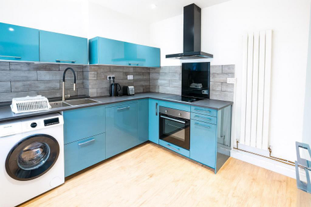 2 bedroom terraced house to rent - Photo 5