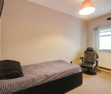 4 Bed Detached House, Whatley Avenue, SW20 - Photo 4