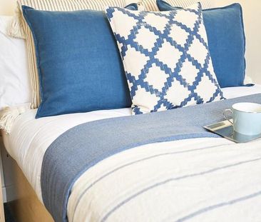 1 bedroom in a flat share to rent - Photo 2