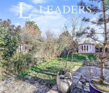 3 bedroom semi-detached house to rent - Photo 6