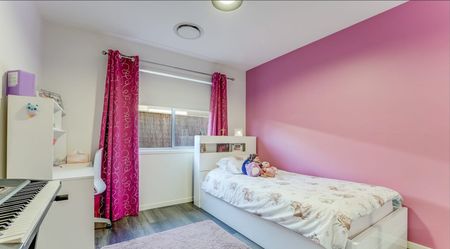 Great Family Home in Ultra Handy Location - Photo 4