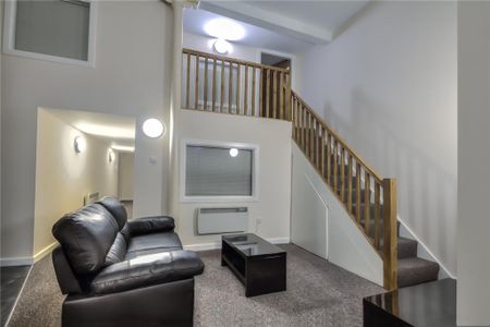 3 bedroom apartment to rent - Photo 3