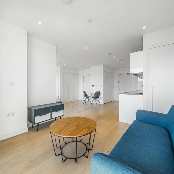 Studio to rent - Photo 1