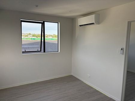 Modern 1 Bedroom in Pakuranga - Photo 4