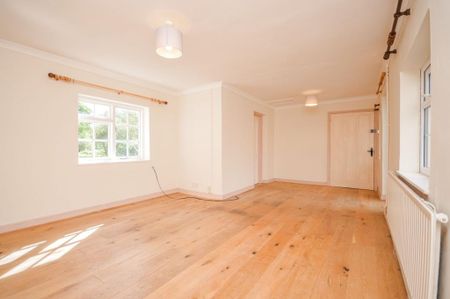 3 bedroom farm house to rent - Photo 2