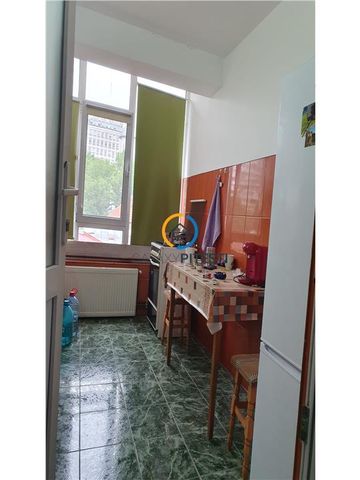 De inchiriat garsoniera zona centrala, str. Crinului, mobilata si utilata - Fotografie 3