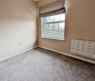 Rutland Court, SO18 - Photo 4