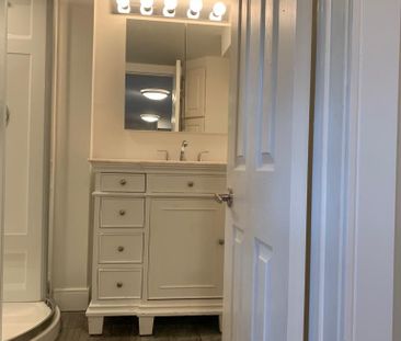 For Lease - 251 Erb Street Unit# Bsmt, Waterloo, Ontario - Photo 2