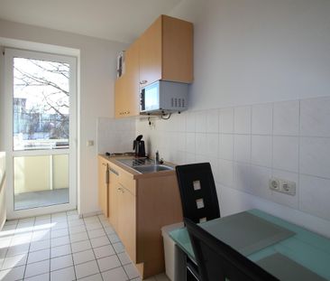 Ihre flexible und möblierte Wohnlösung mit Balkon in perfekter Lage! - Photo 4