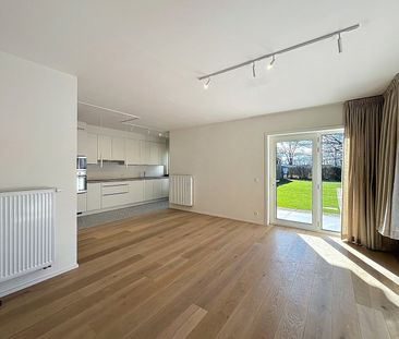 Gerenoveerde woning met 3 slpk, tuin en garage in De Pinte - Photo 5