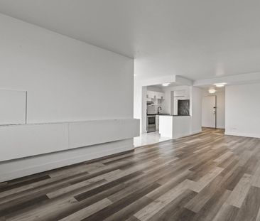 2900 Chemin de la Côte-de-Liesse, Montréal, QC - Photo 2
