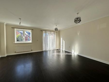 3 bedroom terraced house to rent - Photo 5
