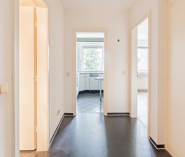 Helle Etagenwohnung sucht neue Bewohner in Hamburg-Stellingen - Foto 2