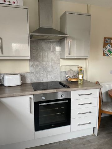 4 bedroom house - Photo 5