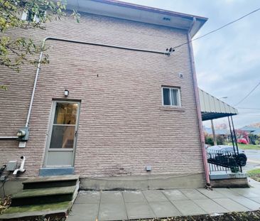 For Lease - 19 Terryellen Crescent, Toronto, Ontario - Photo 1