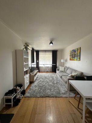 Bentleigh East - Photo 1