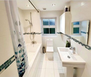 4 bedroom detached house to rent - Photo 5