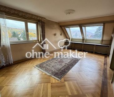 sehr großzügige, außergewöhnliche 3-Zimmerwohnung mit Dachterrasse - Photo 1