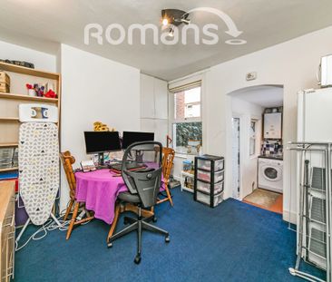 2 bedroom property to rent - Photo 1