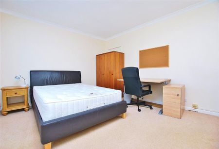 4 bedroom semi-detached house to rent - Photo 5