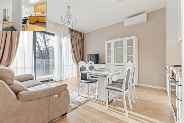 Warszawa, Wola, Aleja "Solidarności" - Photo 1