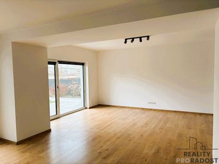 Pronájem domu 120 m² s pozemkem 260 m² - Photo 2