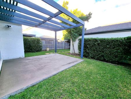 Perfectly Located Family Home Available Now! - Photo 5