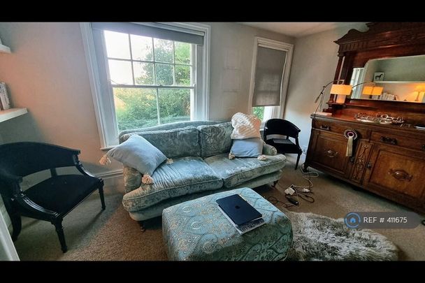 3 bedroom flat to rent - Photo 1