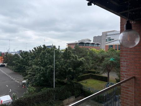96 JAMES CLOW, 15 Princes Dock Street, Belfast, BT1 3DS - Photo 5