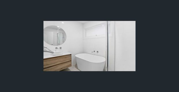 Mesmerising Two Storey Townhouse - Photo 1