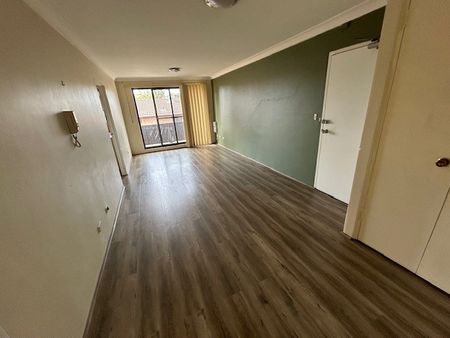 2 bedder unit - Photo 5