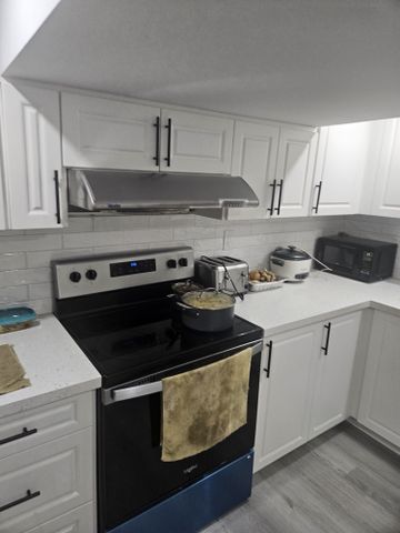 For Lease - 1372 Rebecca Street, Oakville, Ontario - Photo 5