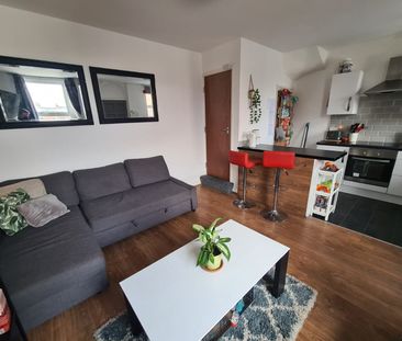 3 Bed - 21 Pennington Street, Woodhouse, Leeds - LS6 2JP - Student - Photo 3