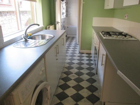 2 bedroom terraced house to rent - Photo 1