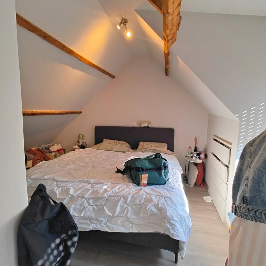 Volledig vernieuwde woning vlakbij centrum Izegem - Photo 1