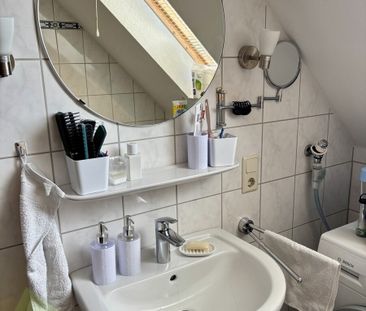 Gemütliche 2-Zimmer-Oberwohnung mit ausgebauten Spitzboden in Moorm... - Foto 4