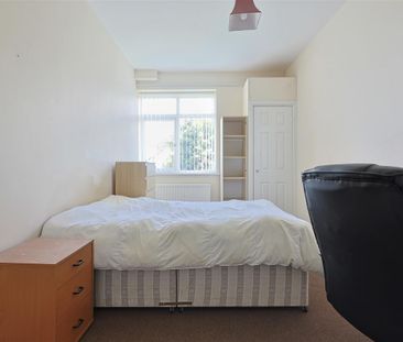 6 bedroom Student Maisonette to rent in Benton Road, High Heaton, N... - Photo 5