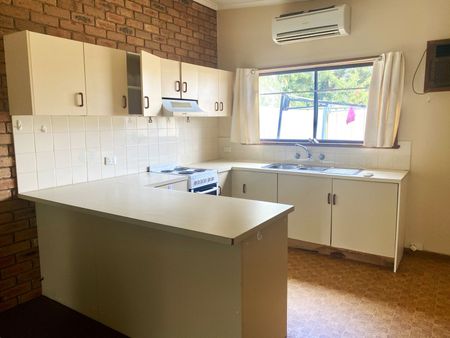 Home For Rent - Photo 5