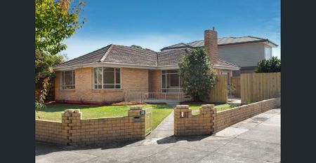 SPACIOUS RENOVATED HOME - Photo 3