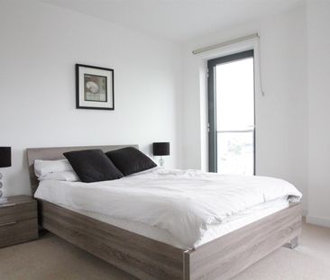 Yeoman Court, London - Photo 3