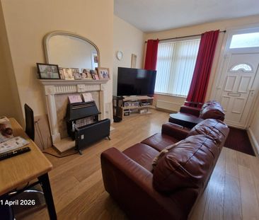 Vinery View, Leeds - Photo 1