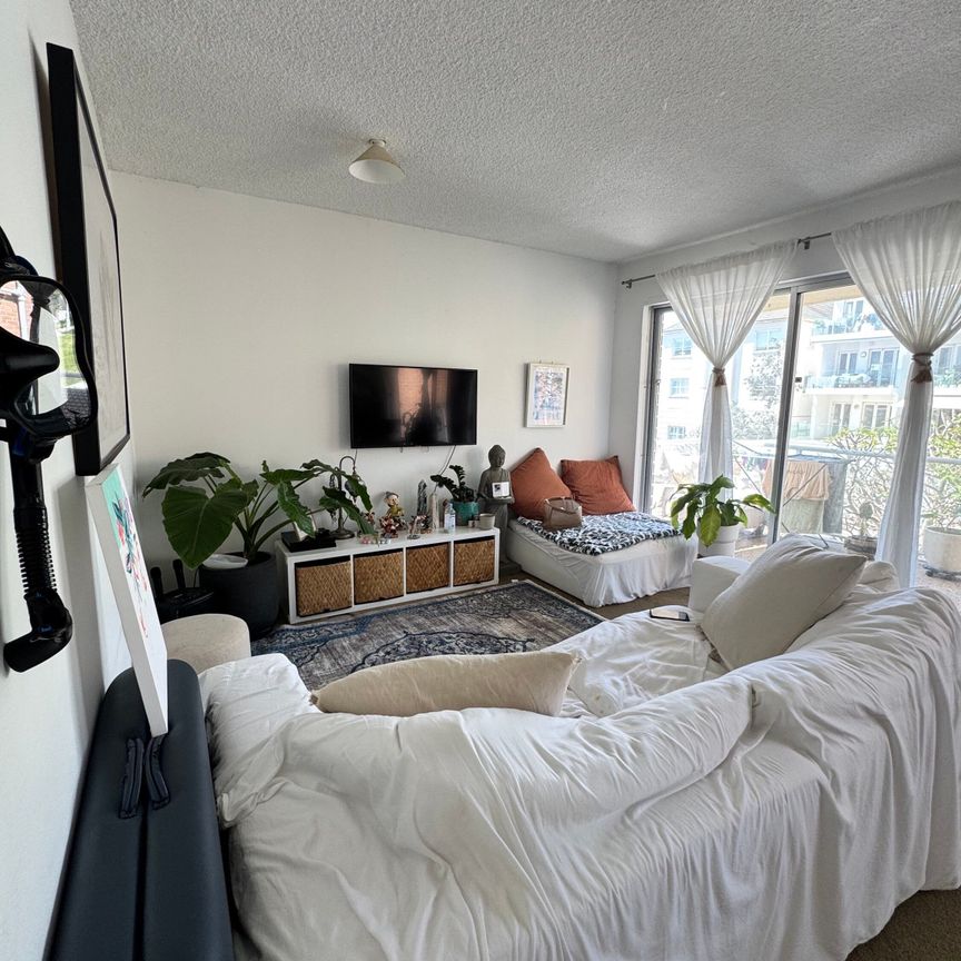 North Bondi - Photo 1