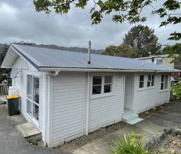 Quiet 3 bedroom home in the Valley - Photo 1