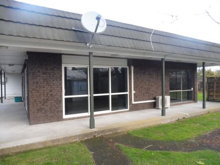 Looking for a rural lifestyle yet with all the convenience of living so close to Hamilton city? - Photo 5