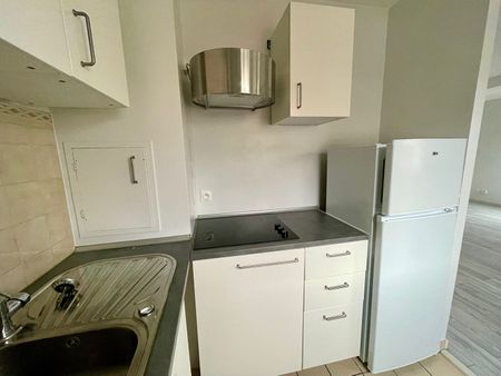 Location appartement 1 pièce, 31.82m², Gif-sur-Yvette - Photo 5