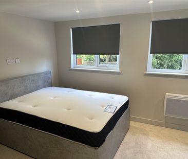 54 Newsome Road, Huddersfield, HD4 - Photo 6