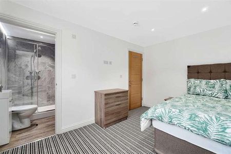 Bedford Apartments, Amity Place, Plymouth, PL4 - Photo 2