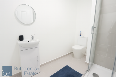 1 bedroom in a house share to rent - Photo 5