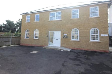 2 bedroom apartment to rent - Photo 4